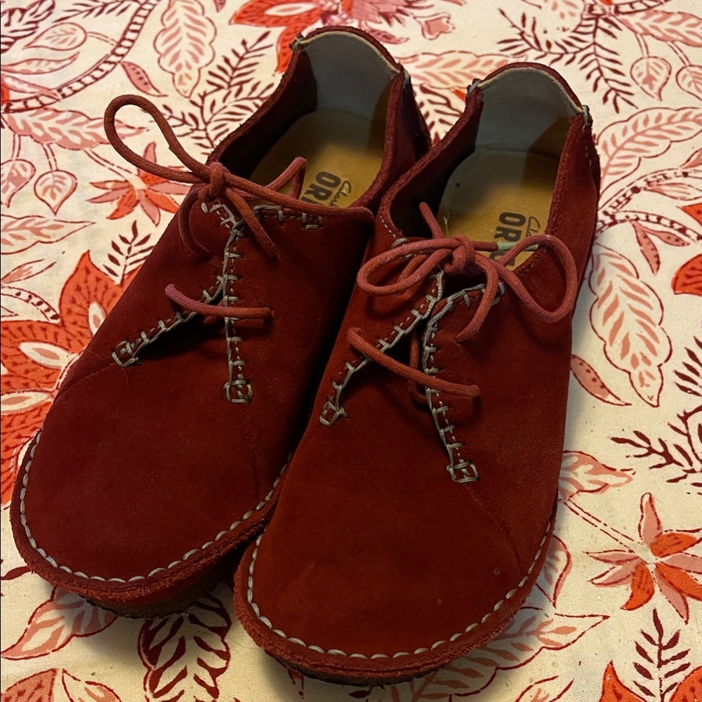 Clarks Original Red Casual Lace-Up Shoes